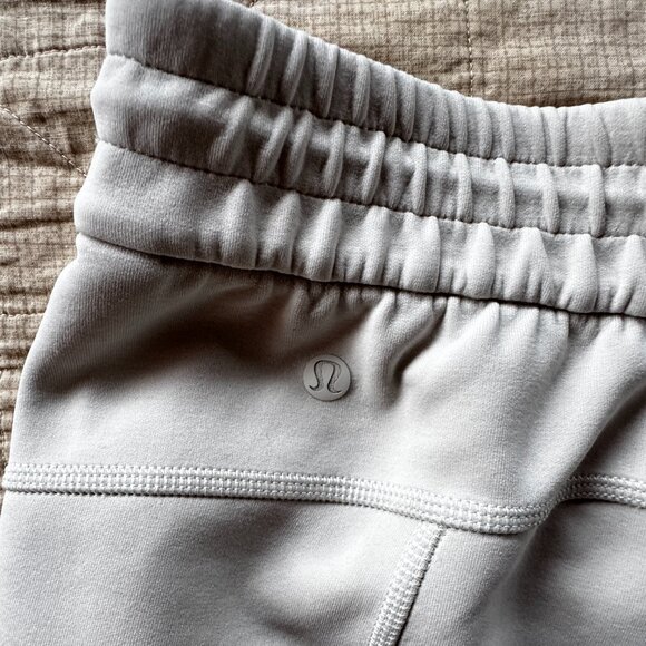 Lululemon Softstreme High-Rise Straight-Leg Cropped Pant - Picture 5 of 6